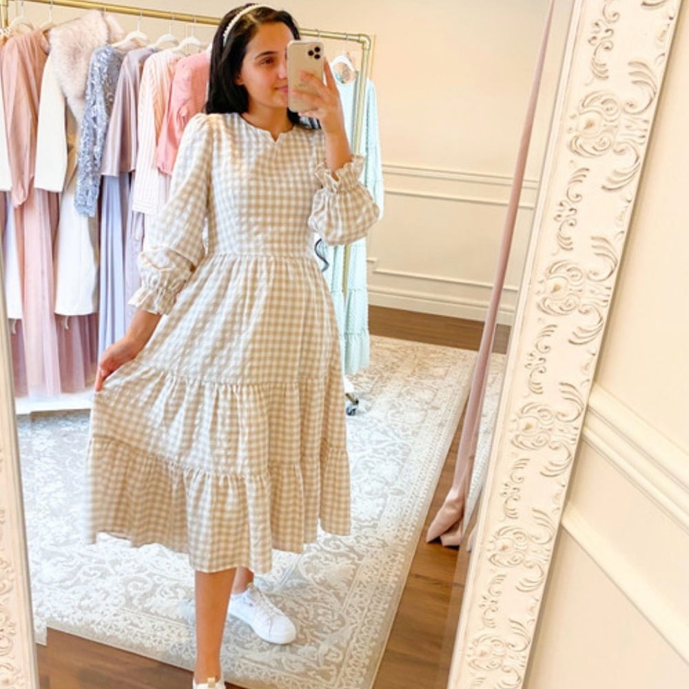 Raindrops in Spring dress